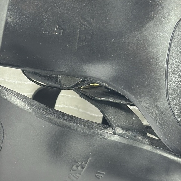 (C2) Zara Black NWT Leather Heeled Buckle Sandals, Size 41/10 USA - Picture 10 of 16